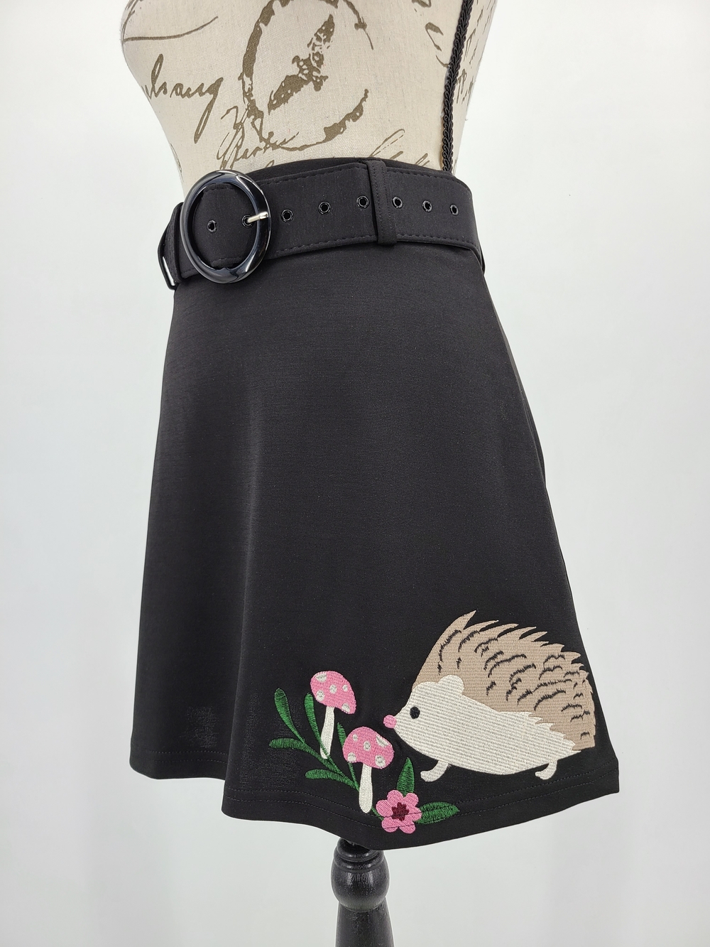 Unique Vintage's Smak Parlour Black Mini Skirt w/ Hedgehog Embroidery Size Small